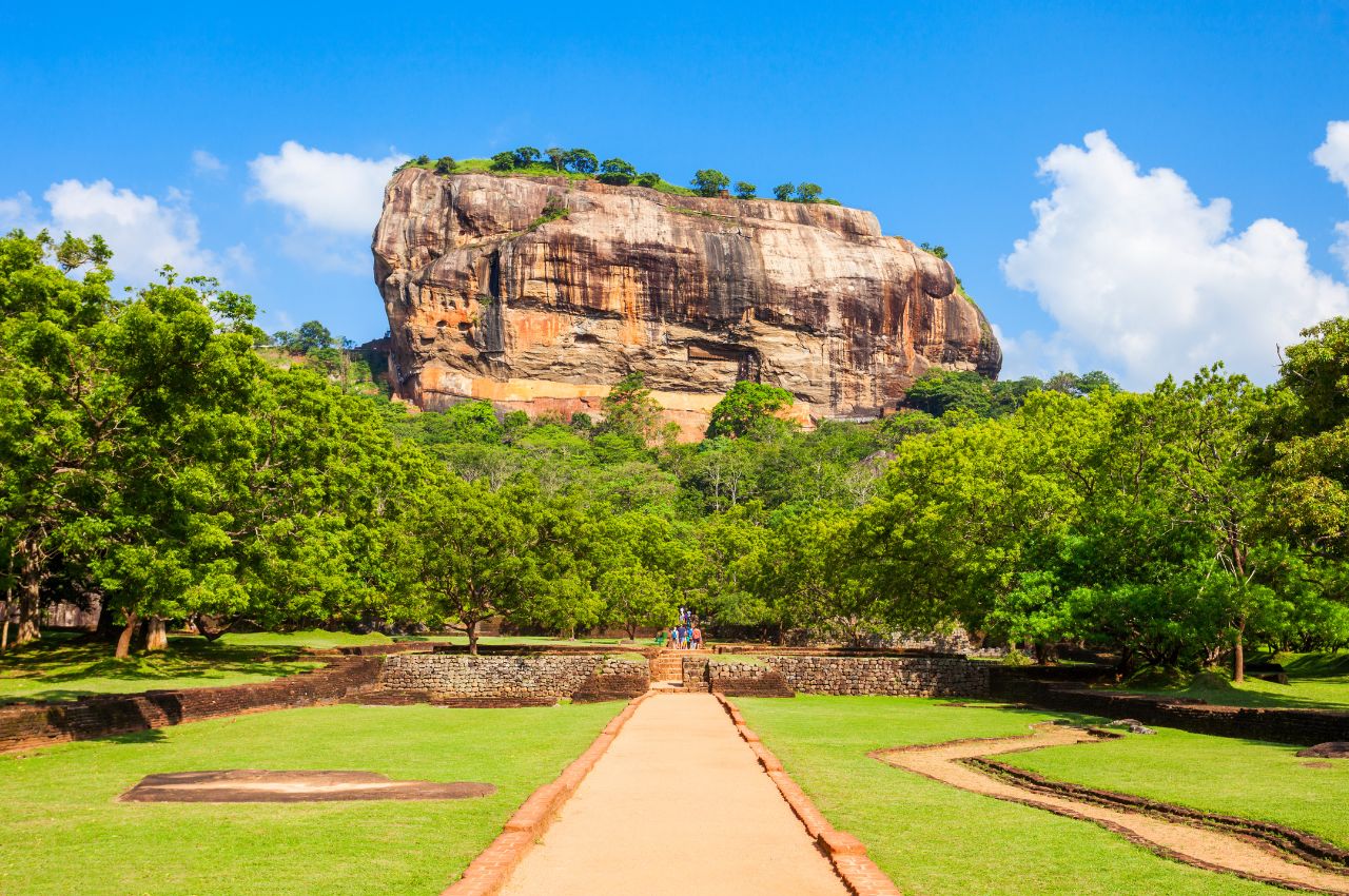 2024斯里蘭卡旅遊】造訪南亞神秘的寶石珍珠：斯里蘭卡簽證最新情報及當地旅遊資訊！